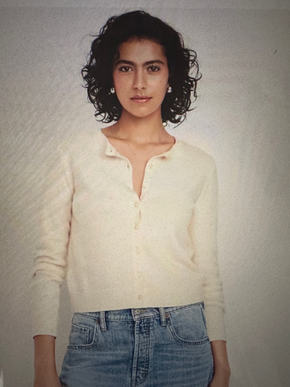 Old Navy SoSoft Cropped Cardigan Sweater in Crème De La Crème colour Size XS